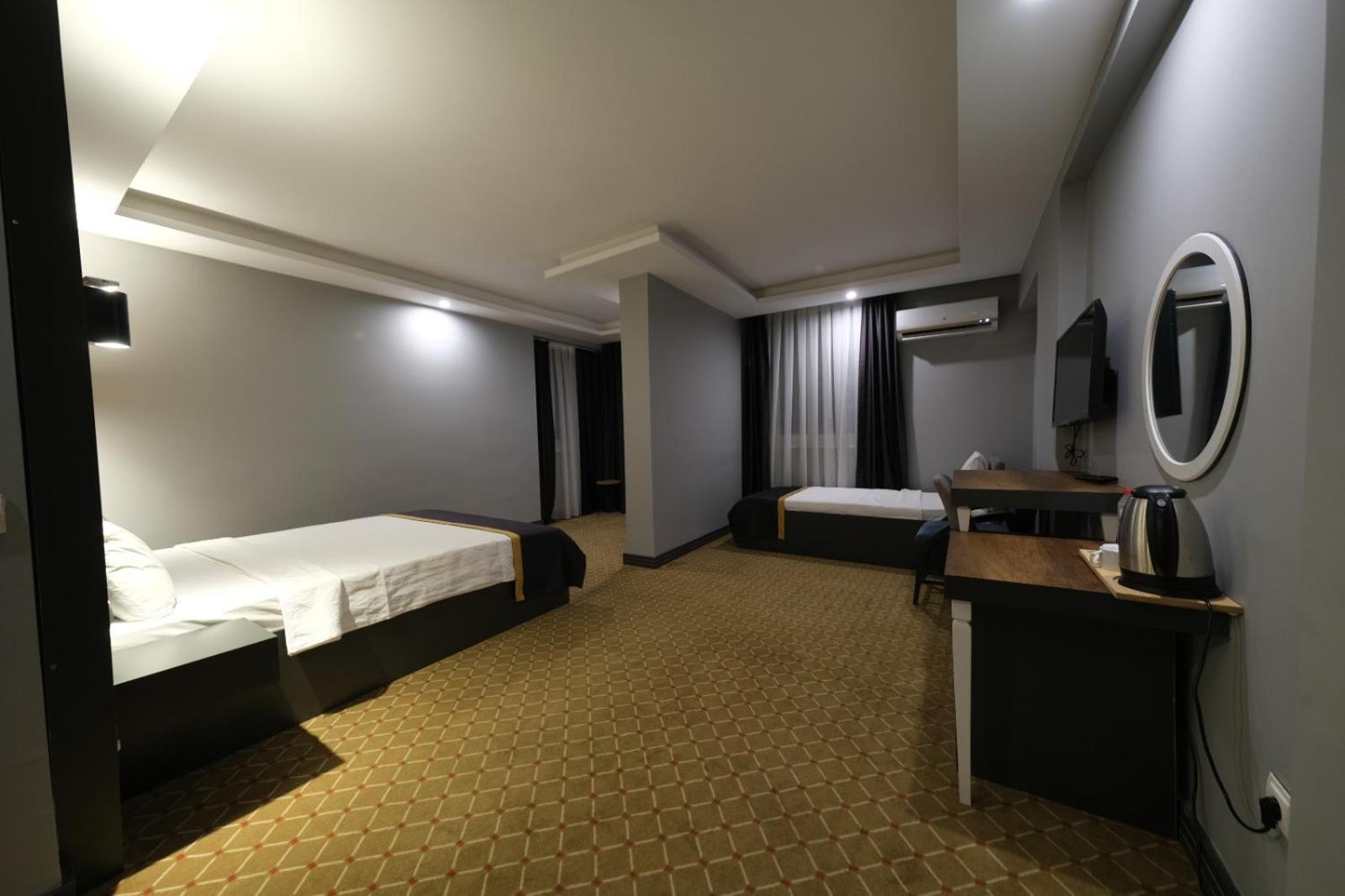 Eniza Hotel Mersin  Bagian luar foto