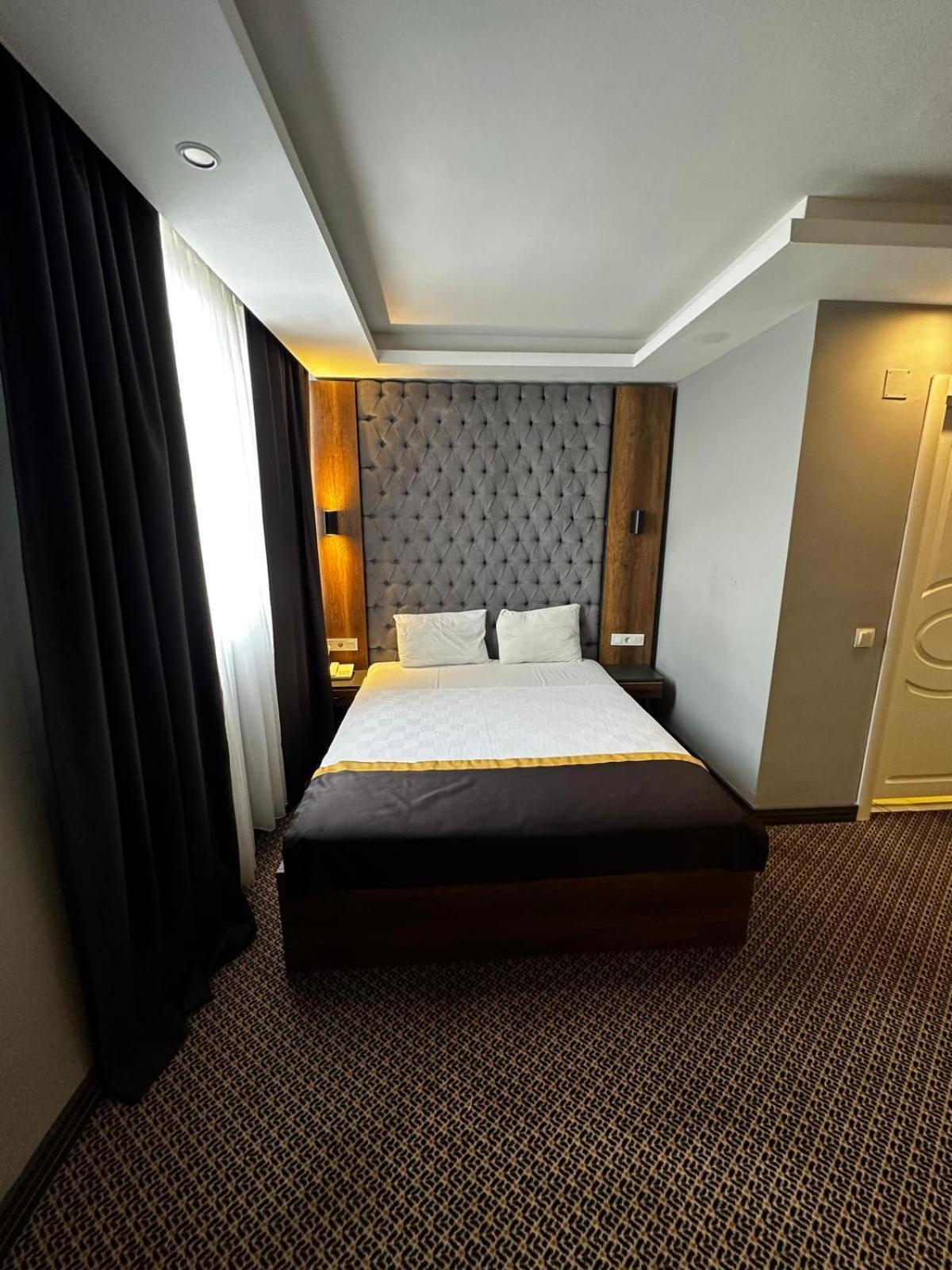 Eniza Hotel Mersin  Bagian luar foto
