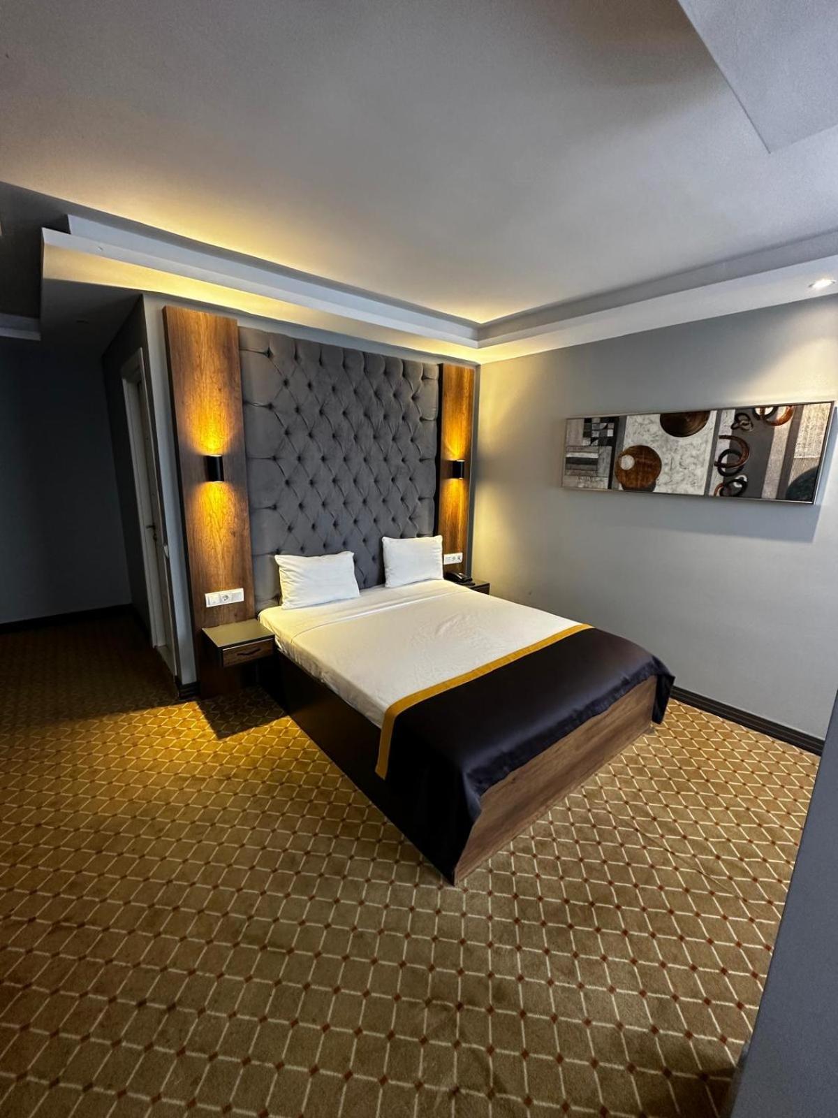 Eniza Hotel Mersin  Bagian luar foto