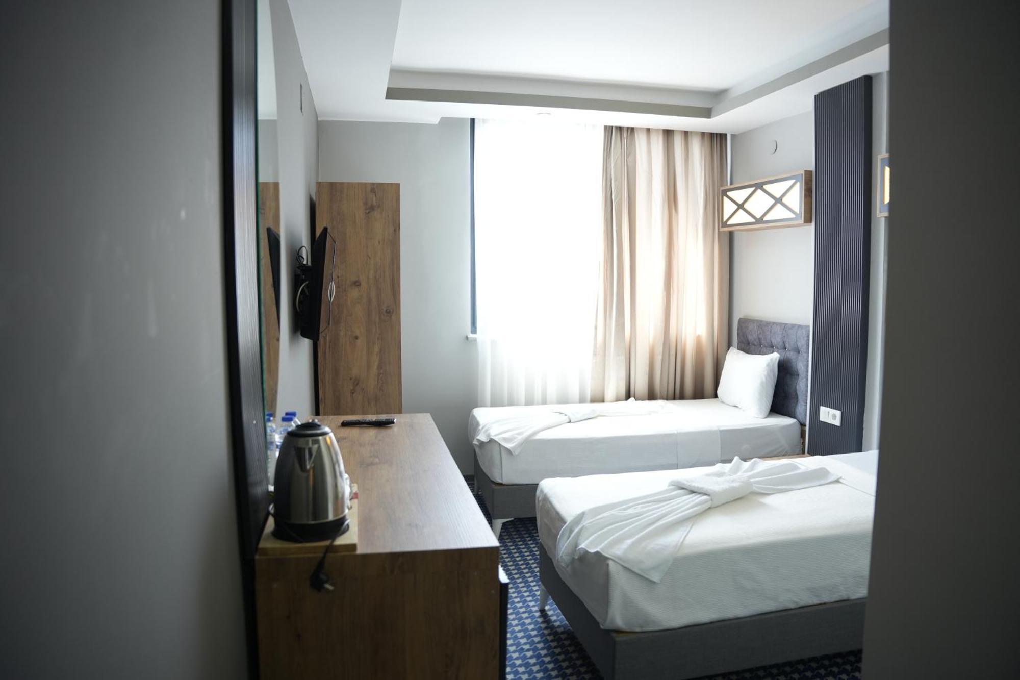 Eniza Hotel Mersin  Bagian luar foto