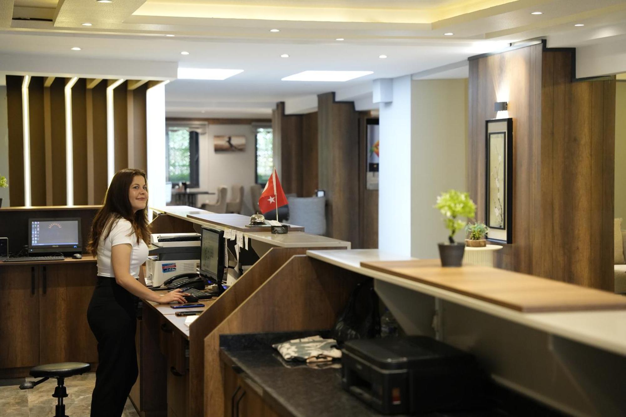 Eniza Hotel Mersin  Bagian luar foto