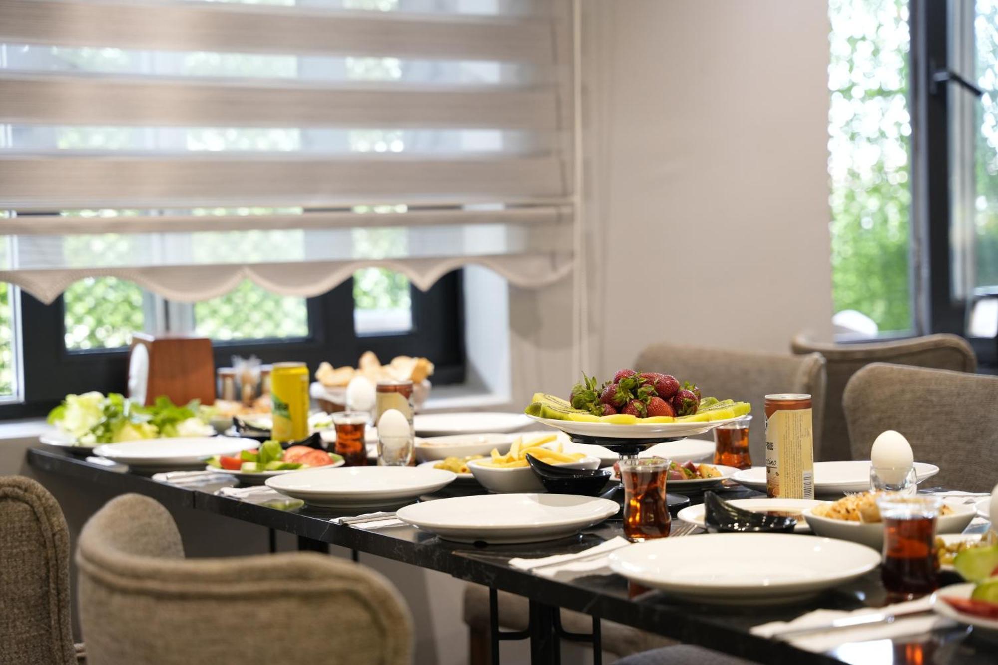Eniza Hotel Mersin  Bagian luar foto